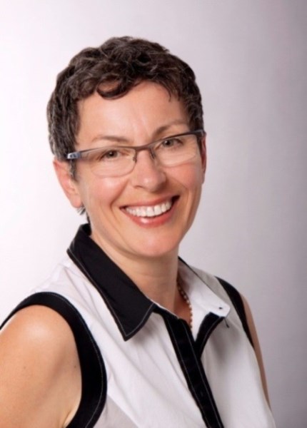 Dr. Sabine Reichhold